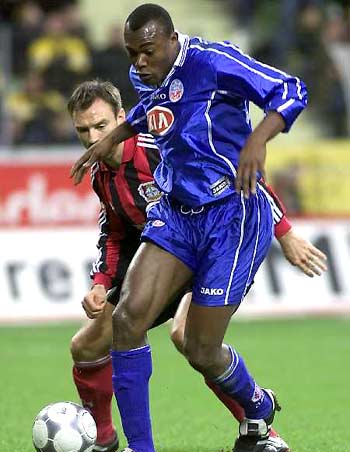 而赛后与粉 而赛后与粉